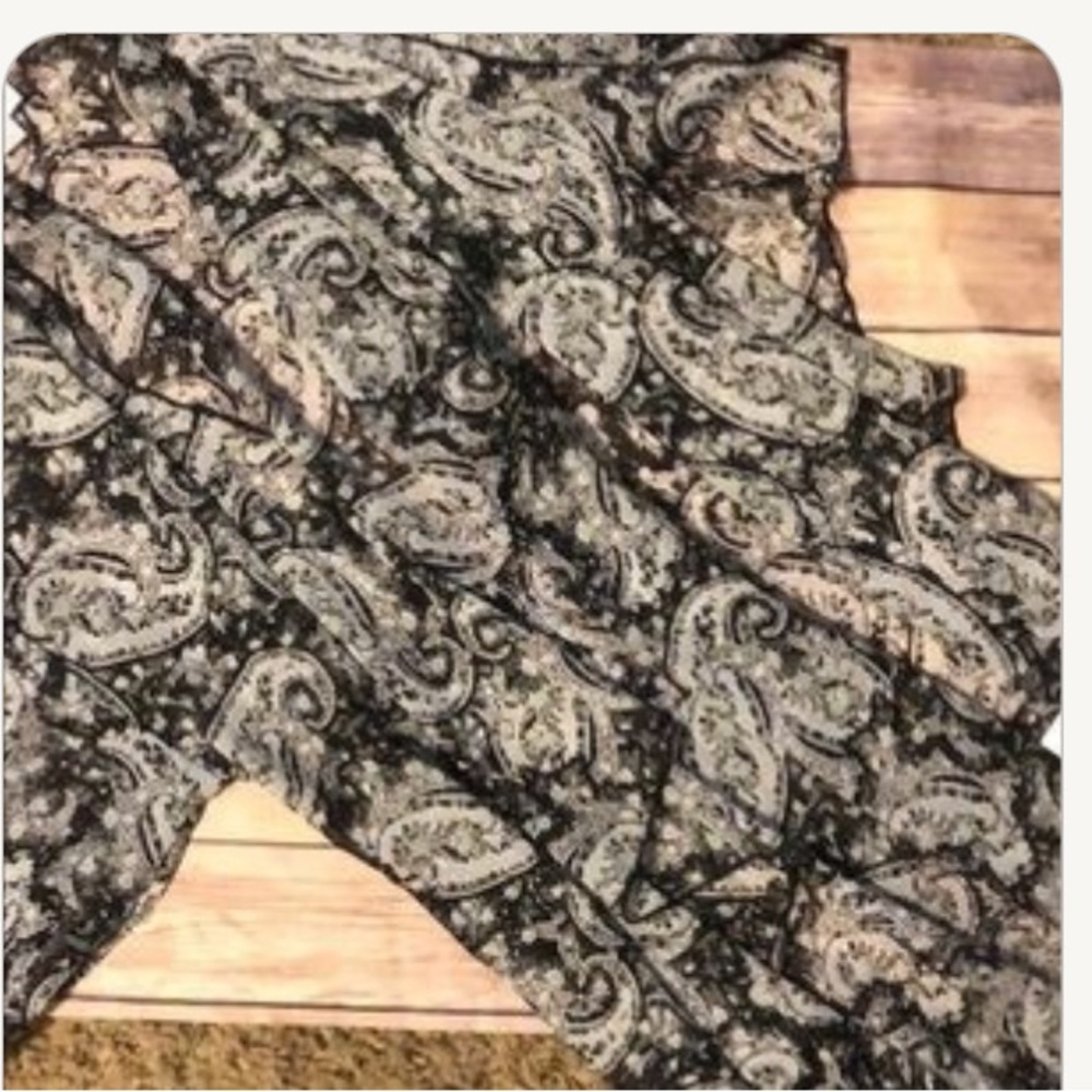 LuLaRoe kimono l, small